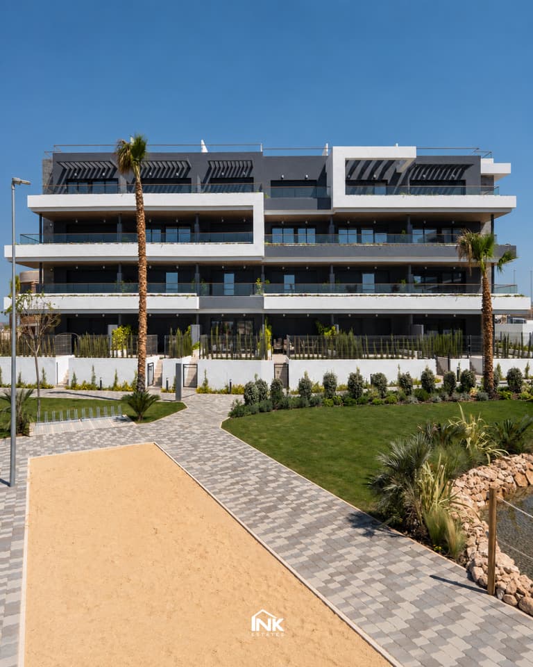 Apartament z 1 sypialnią i prywatnym tarasem na dachu w Torrevieja  – zdjęcie 2
