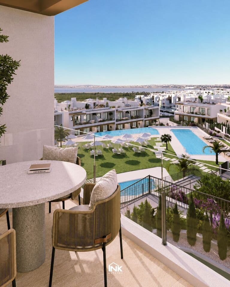Nowe bungalowy z 2 sypialniami i 2 łazienkami w Torrevieja - od 315 000€ – zdjęcie 2