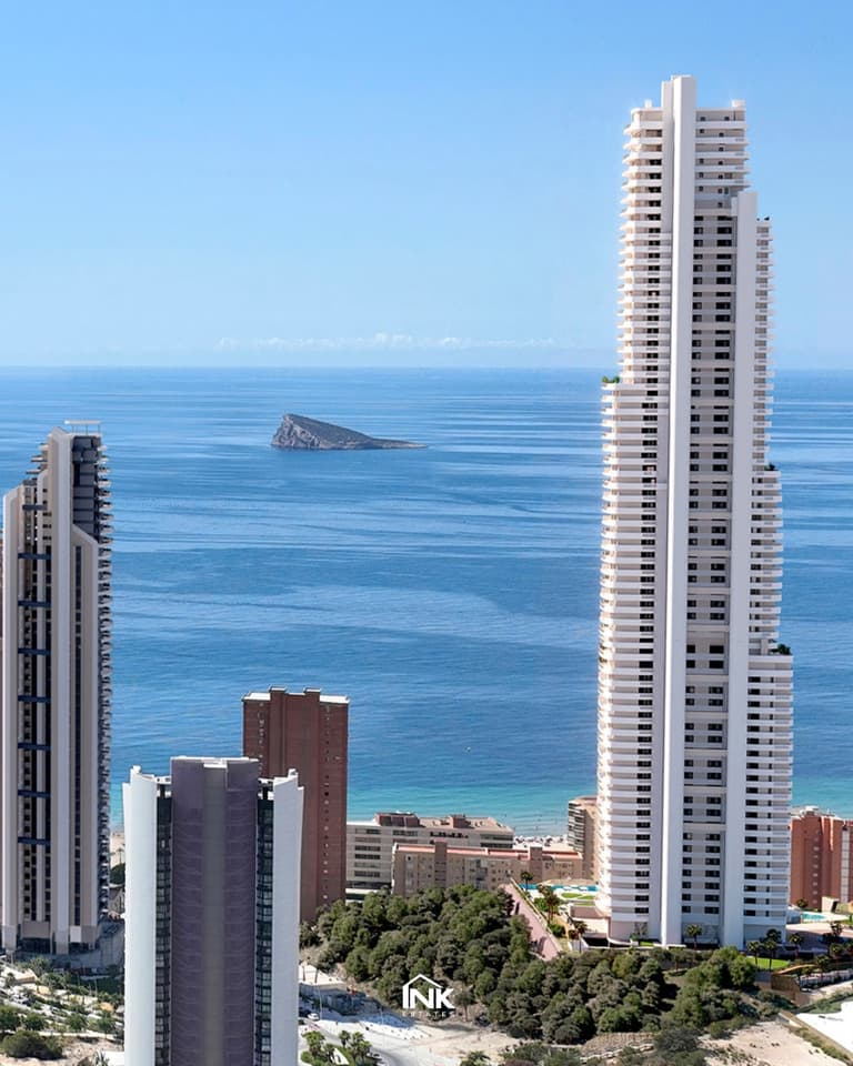Nowe apartamenty z 2 sypialniami i widokiem na morze, 150 m od plaży w Benidormie - od 699 000 €
